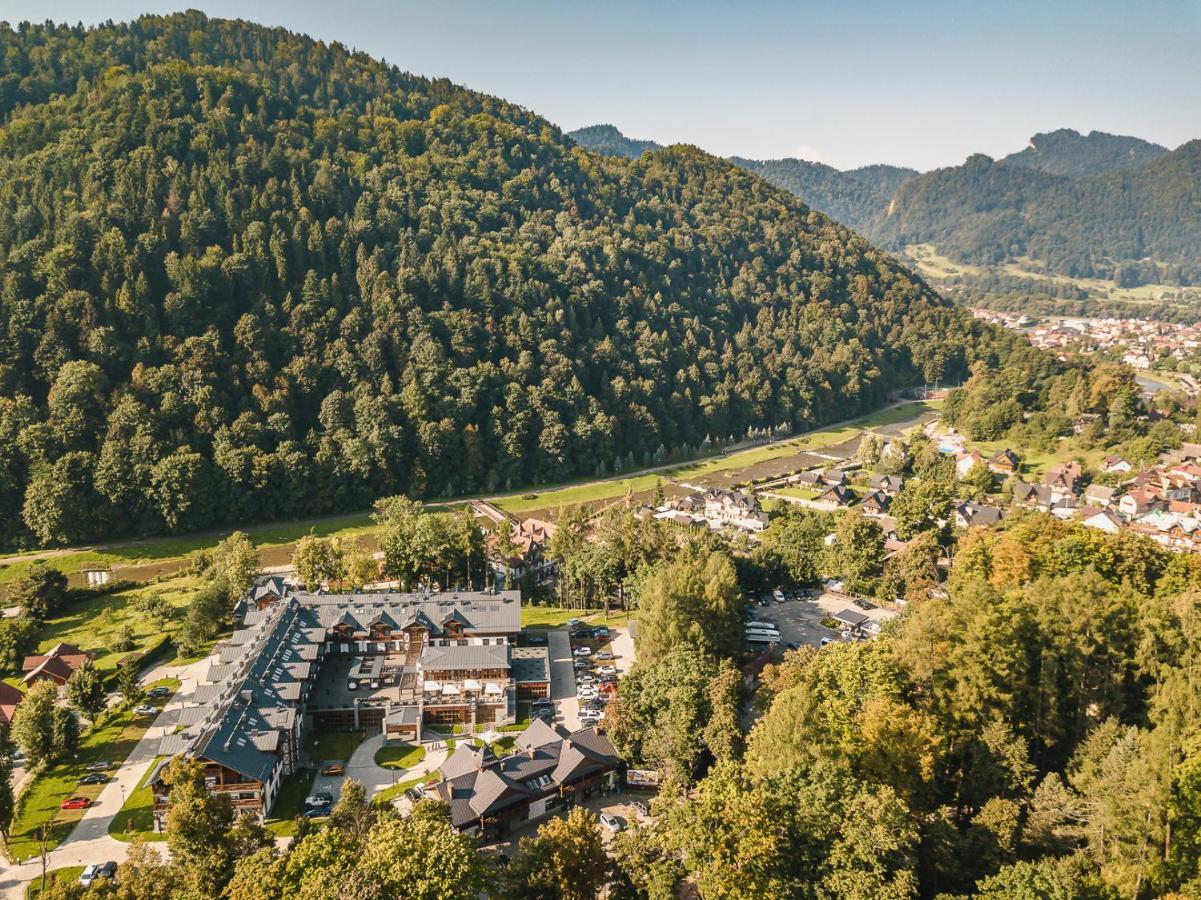 Szczawnica Park Resort & Spa Exterior foto Aerial view of the resort