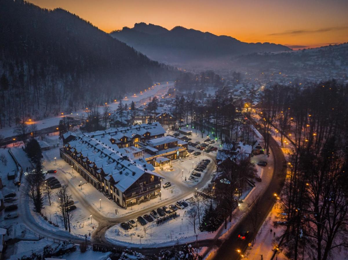 Szczawnica Park Resort & Spa Exterior foto Aerial view of the town