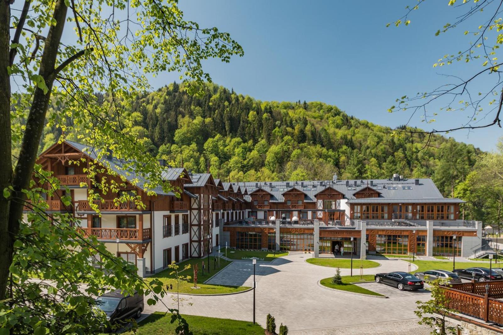 Szczawnica Park Resort & Spa Exterior foto The hotel complex